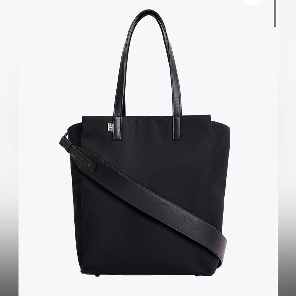 The Beis Commuter Tote in Black
